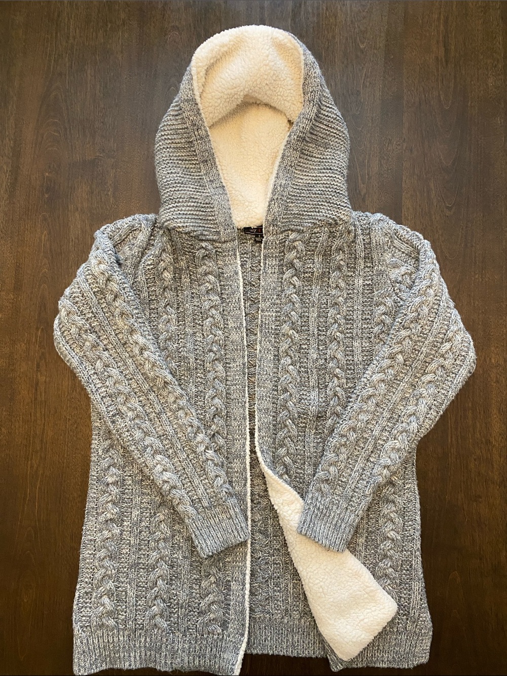 Cozy Hooded Women’s Cable Knit Cardigan Sweater - Gray